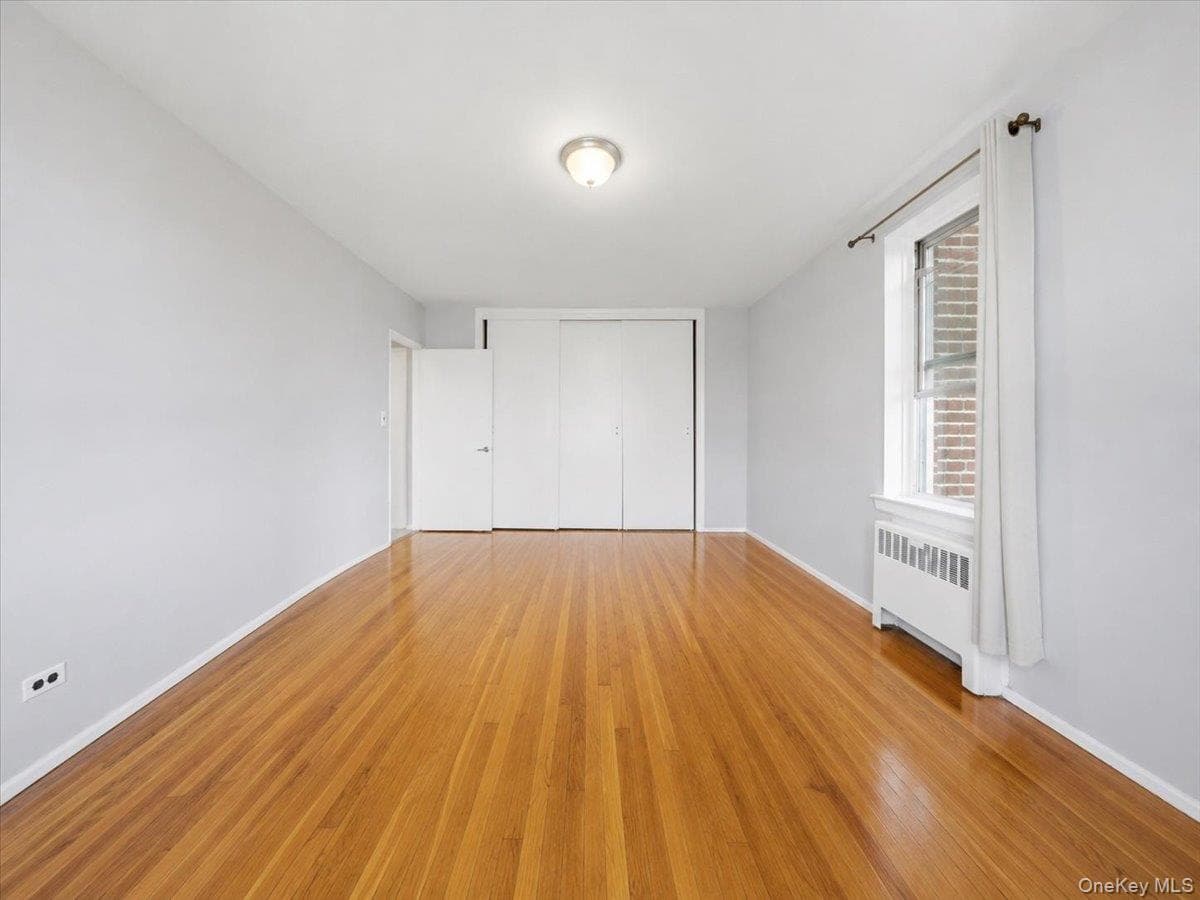 2630 Kingsbridge Terrace Unit: 3A thumbnail 11