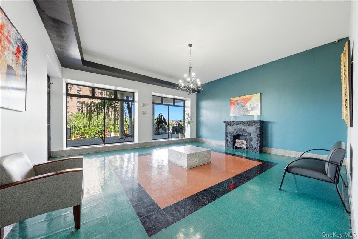 2630 Kingsbridge Terrace Unit: 3A thumbnail 14