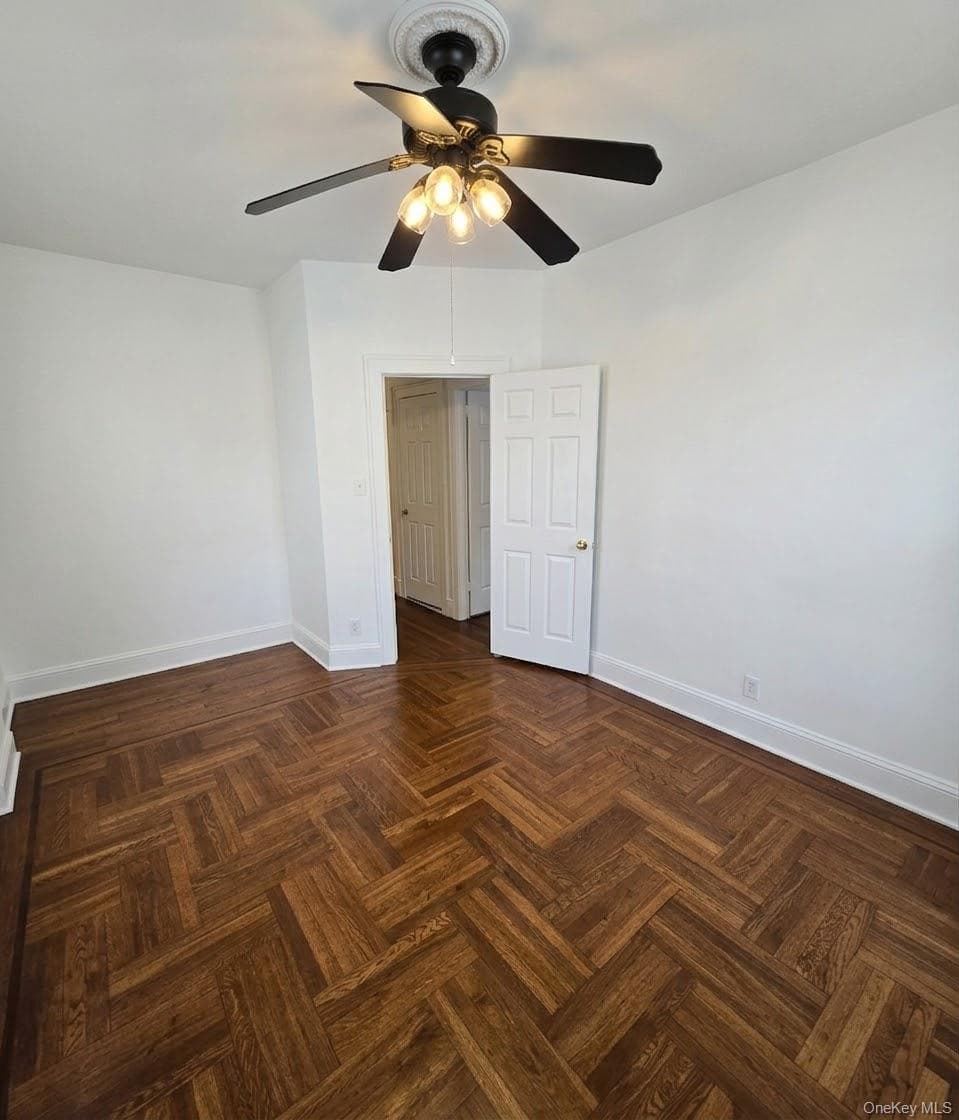 4115 Manhattan Avenue thumbnail 7