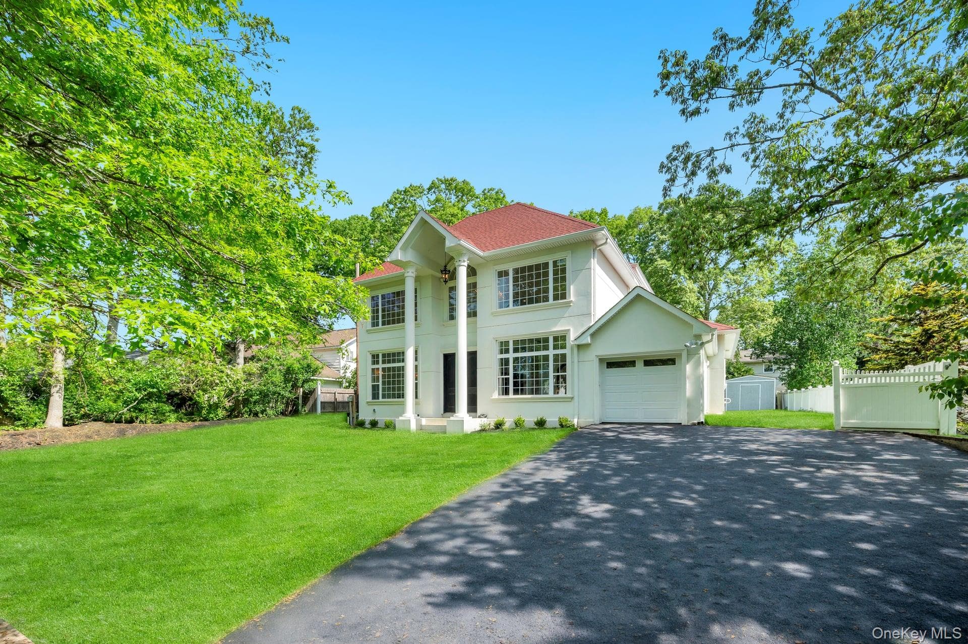 11 Amboy Lane thumbnail 4