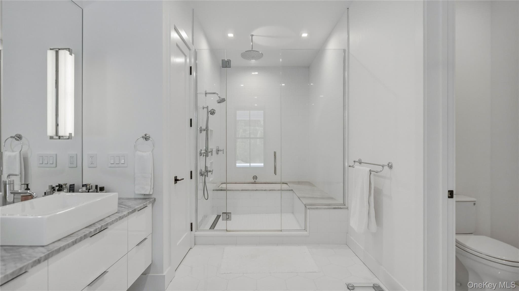 2 Bayview Avenue thumbnail 13