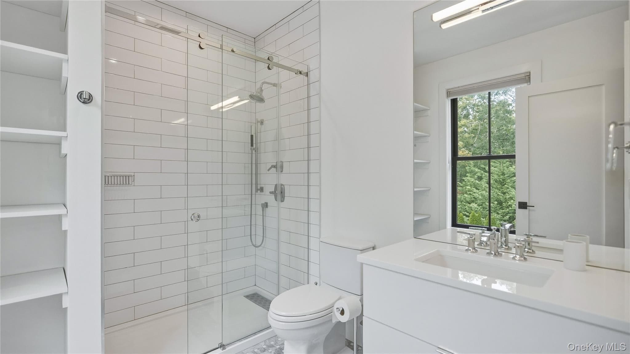 2 Bayview Avenue thumbnail 21