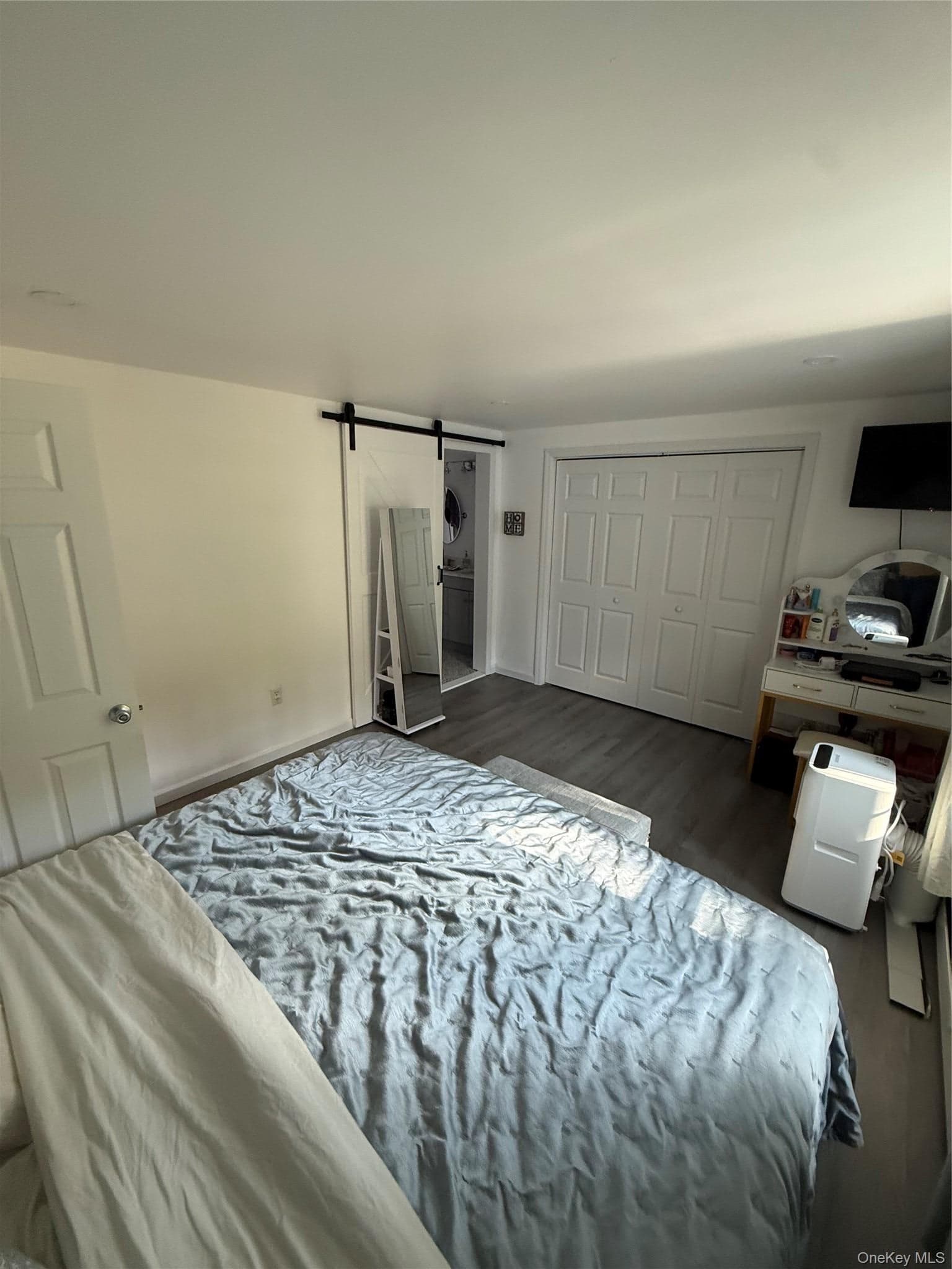 348 Van Wagner Road thumbnail 17