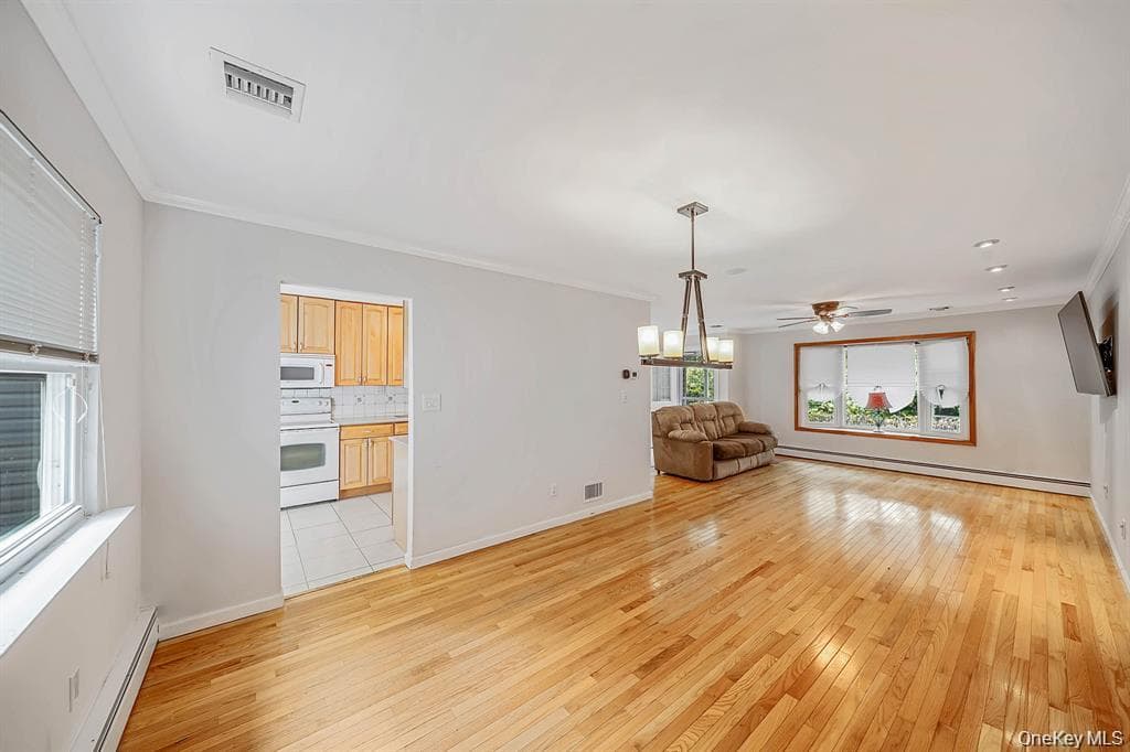 12 Beecher Street thumbnail 16