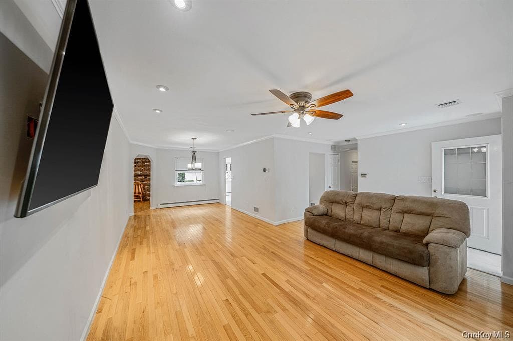 12 Beecher Street thumbnail 14
