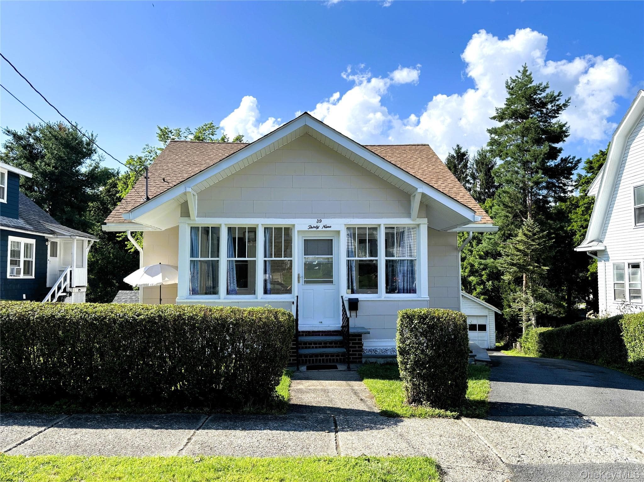 39 California Avenue, Middletown