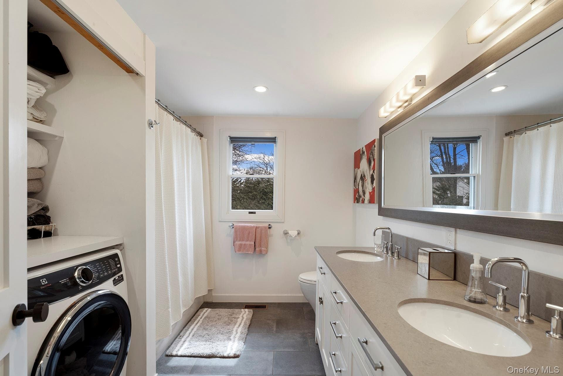 770 Hill Street thumbnail 25