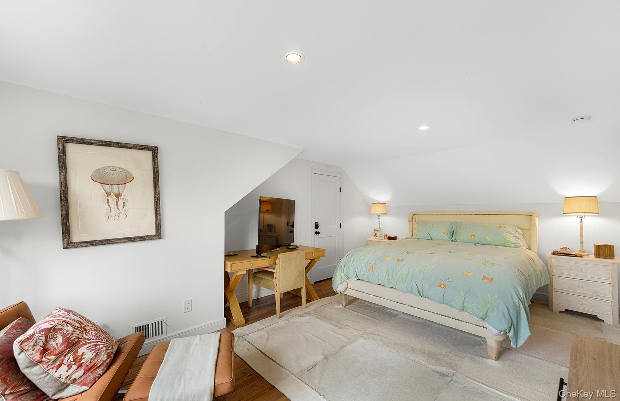 770 Hill Street thumbnail 21