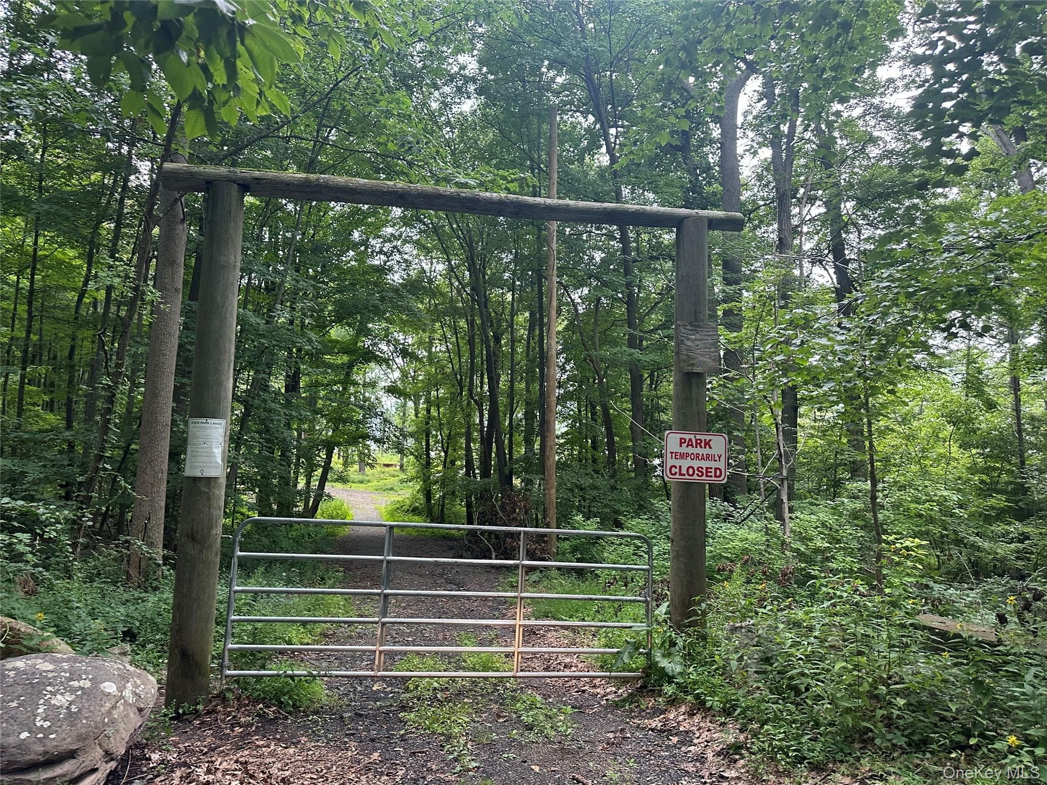 122 Woods Road thumbnail 11