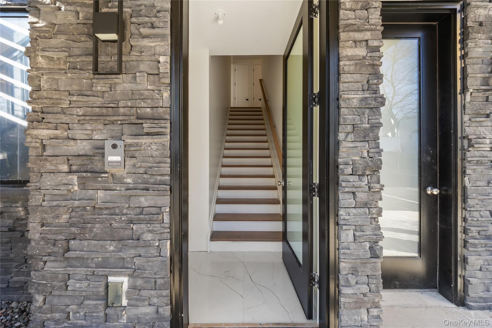 80 Memorial Park Drive Unit: 212 thumbnail 2