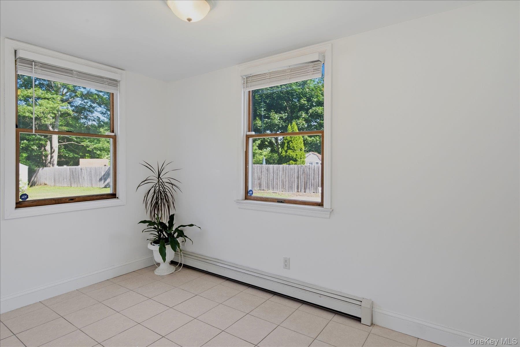 498 Miller Place Road thumbnail 14