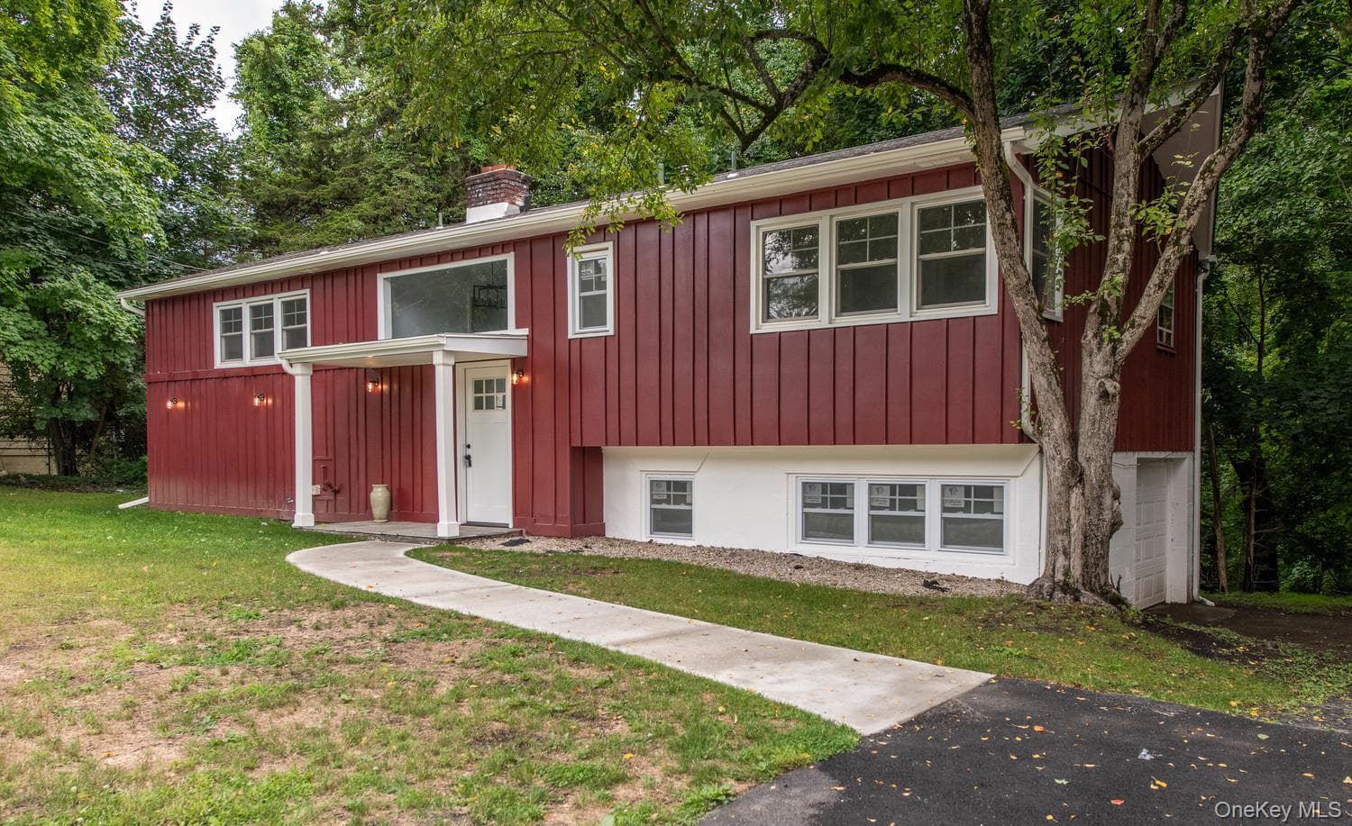 33 Horizon Hill Drive, Poughkeepsie