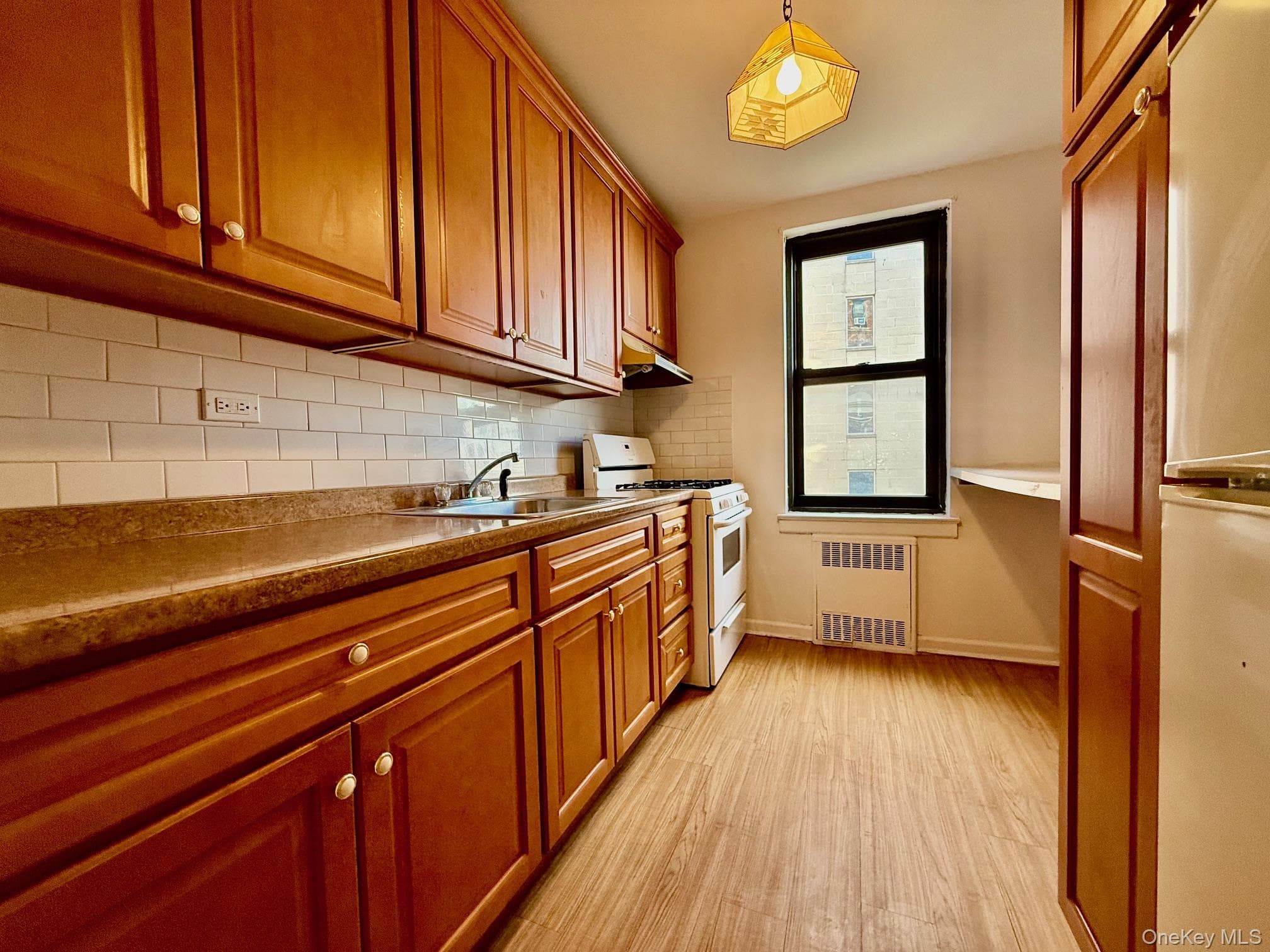 112-24 Northern Boulevard Unit: 3G thumbnail 8