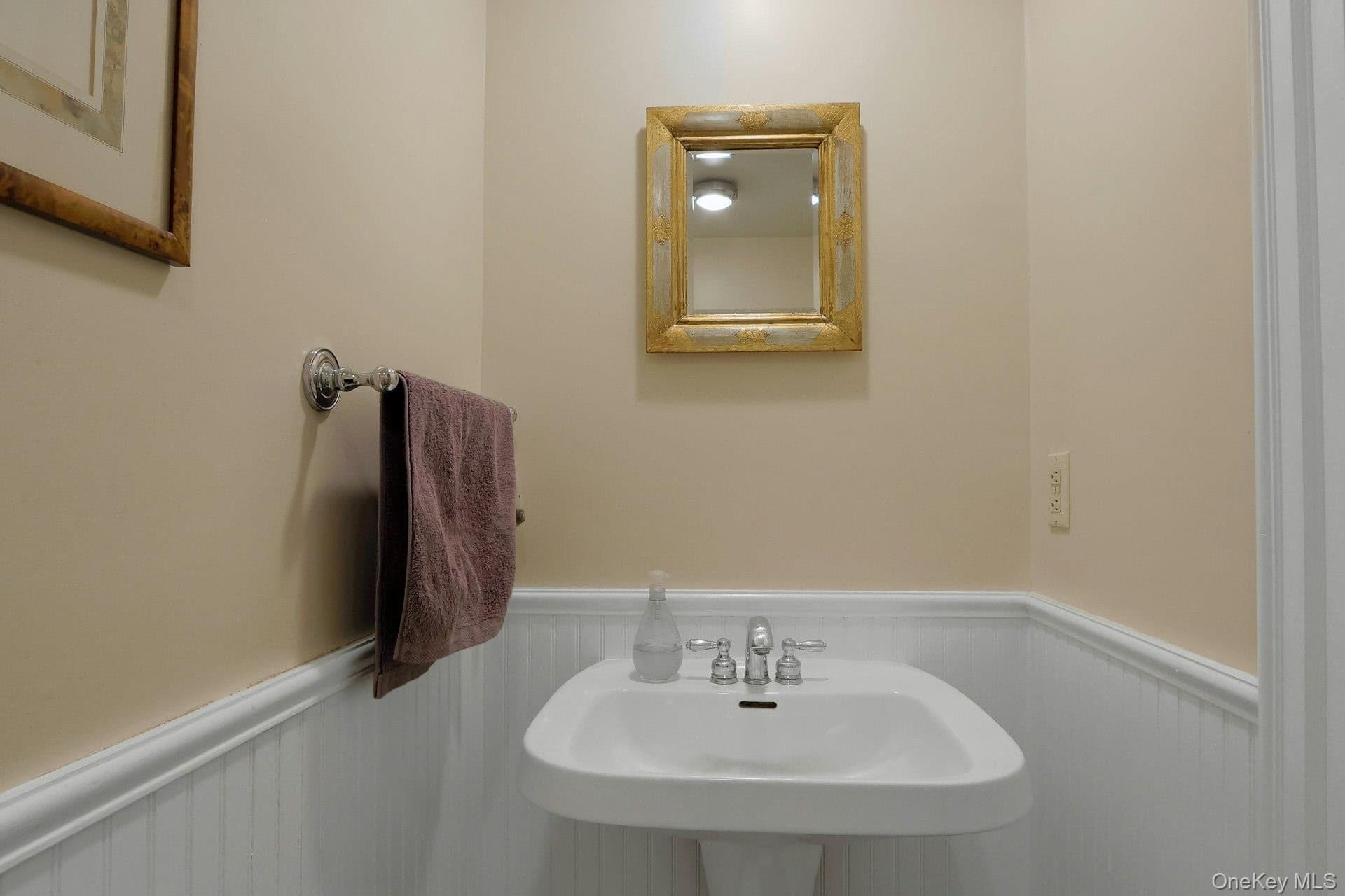 34 Lawrence Lane thumbnail 17
