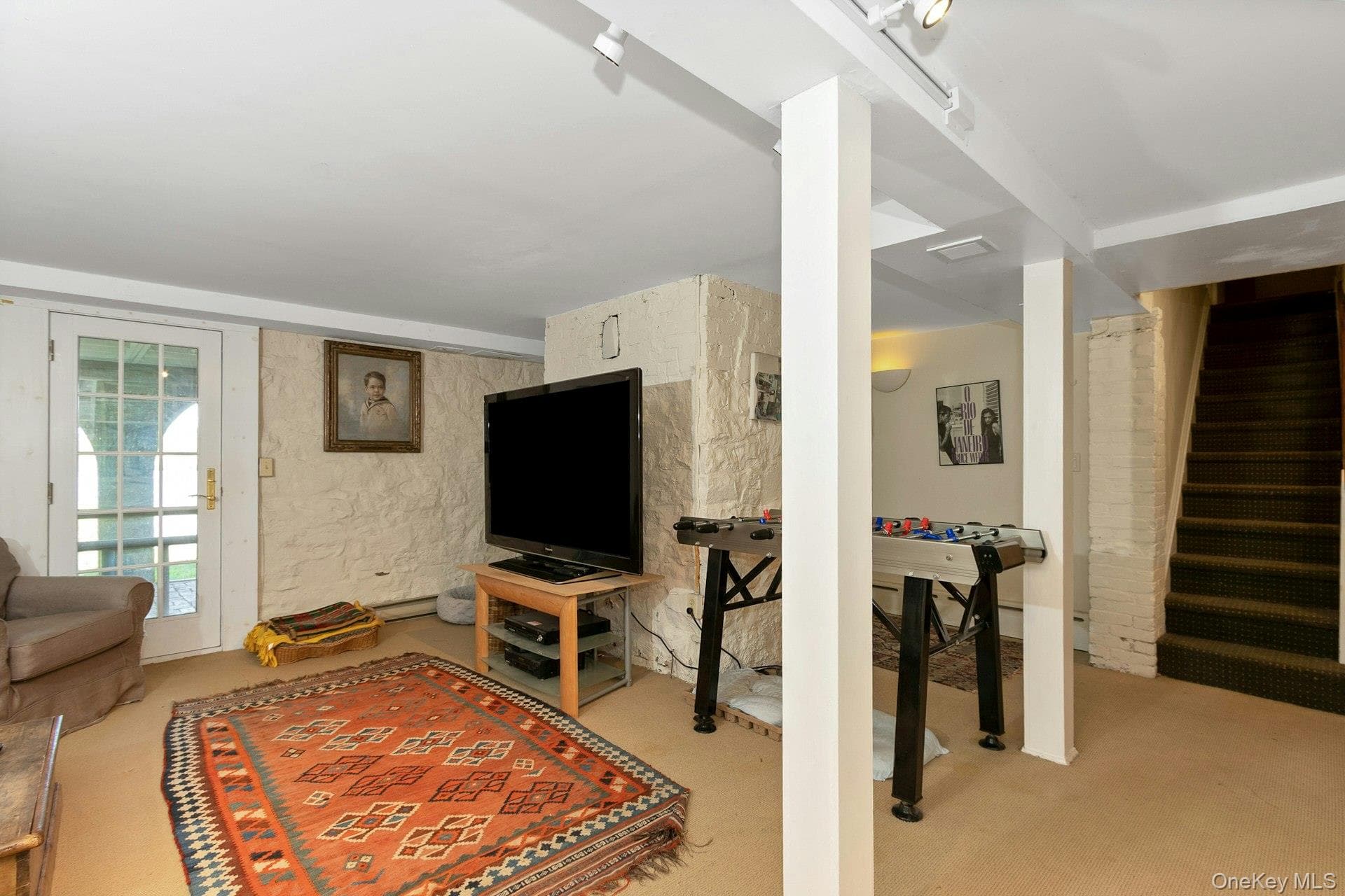 34 Lawrence Lane thumbnail 29