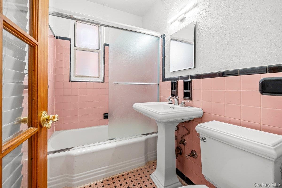 517 Riverdale Avenue Unit: 4D thumbnail 10