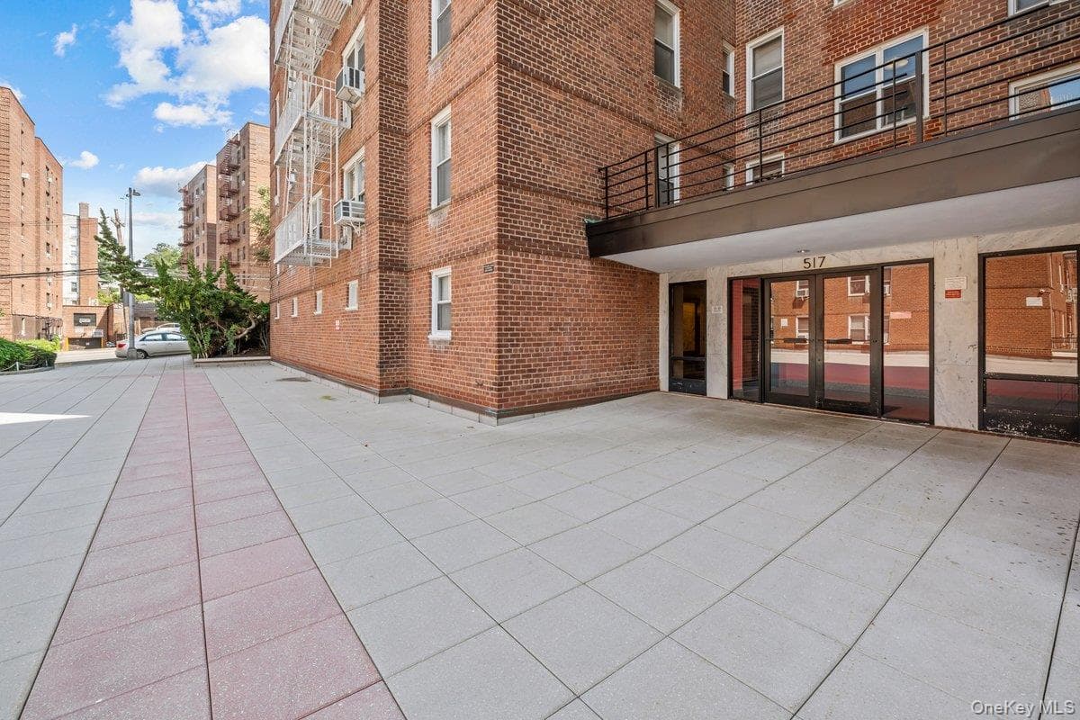 517 Riverdale Avenue Unit: 4D thumbnail 17