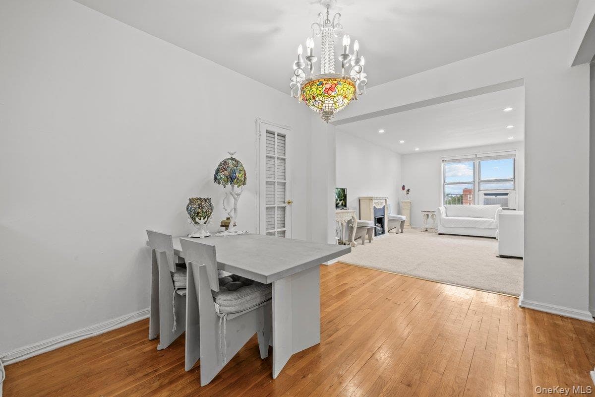 517 Riverdale Avenue Unit: 4D thumbnail 2