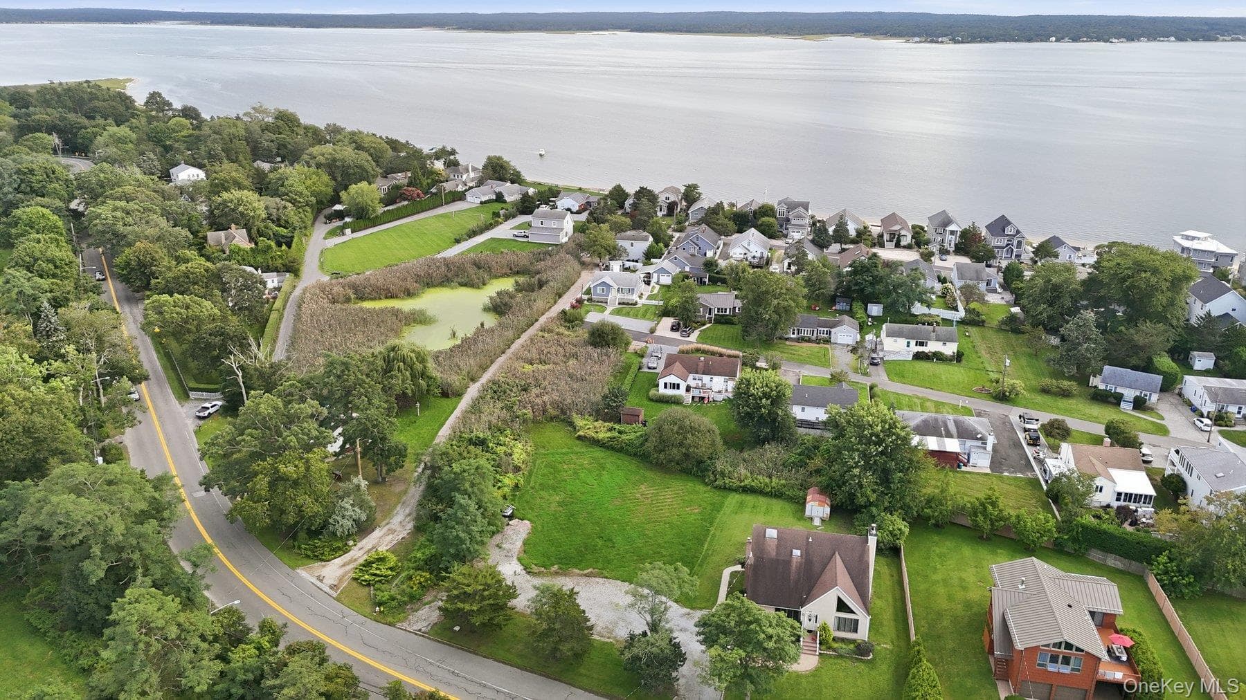 501 Peconic Bay Boulevard, Aquebogue