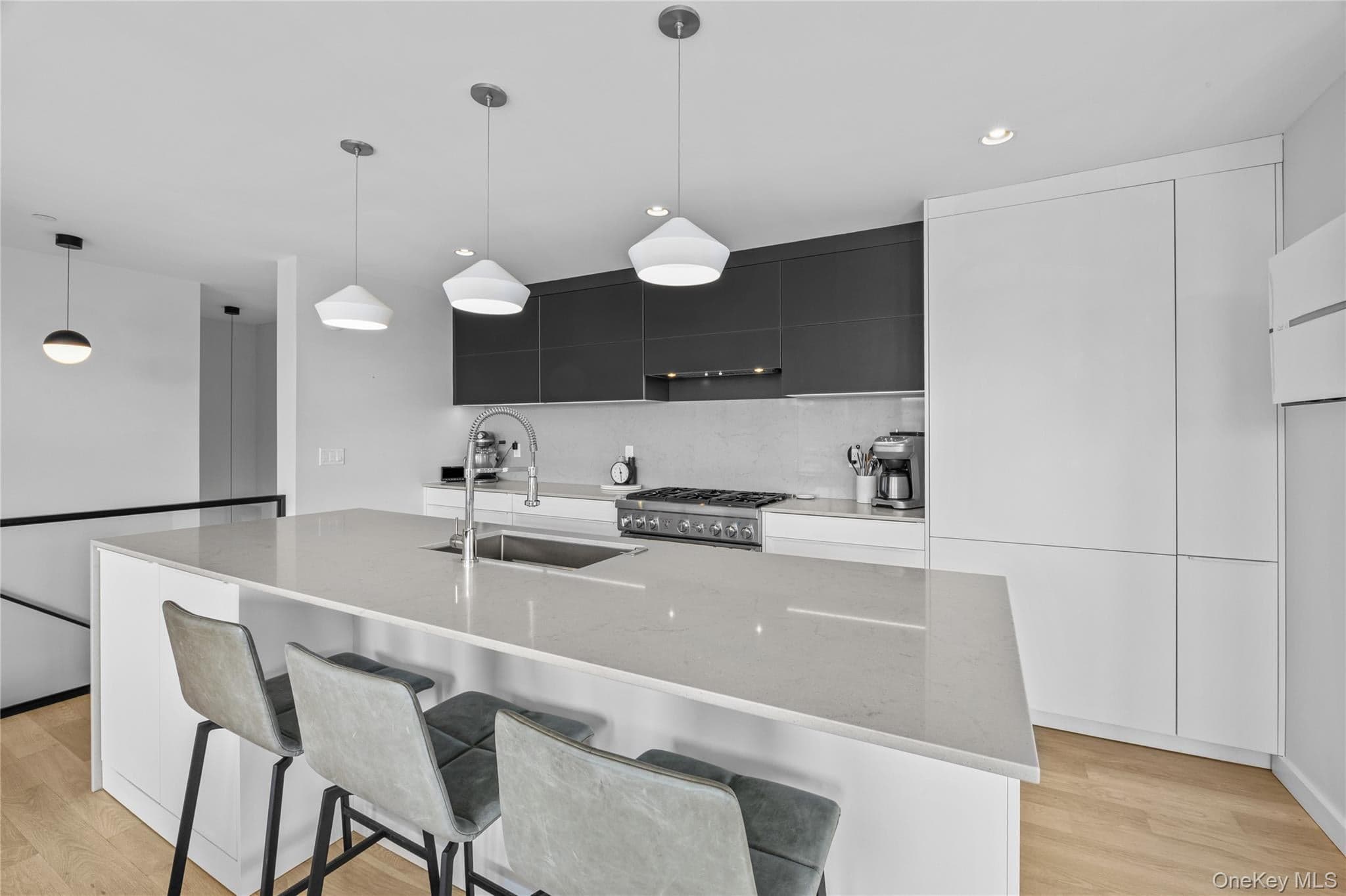 35 Wyoming Avenue thumbnail 11