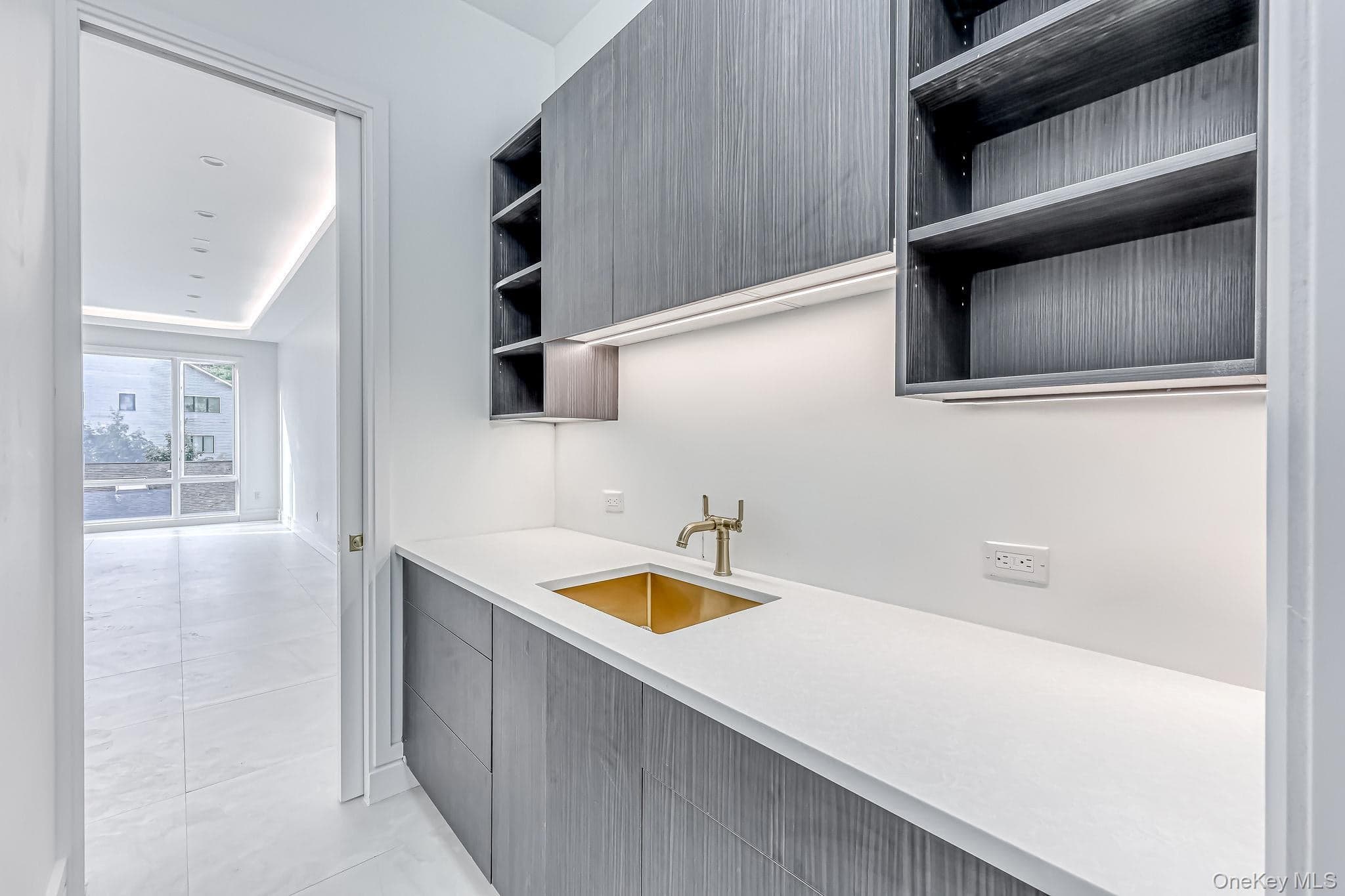 2 Roberts Road Unit: 202 thumbnail 13