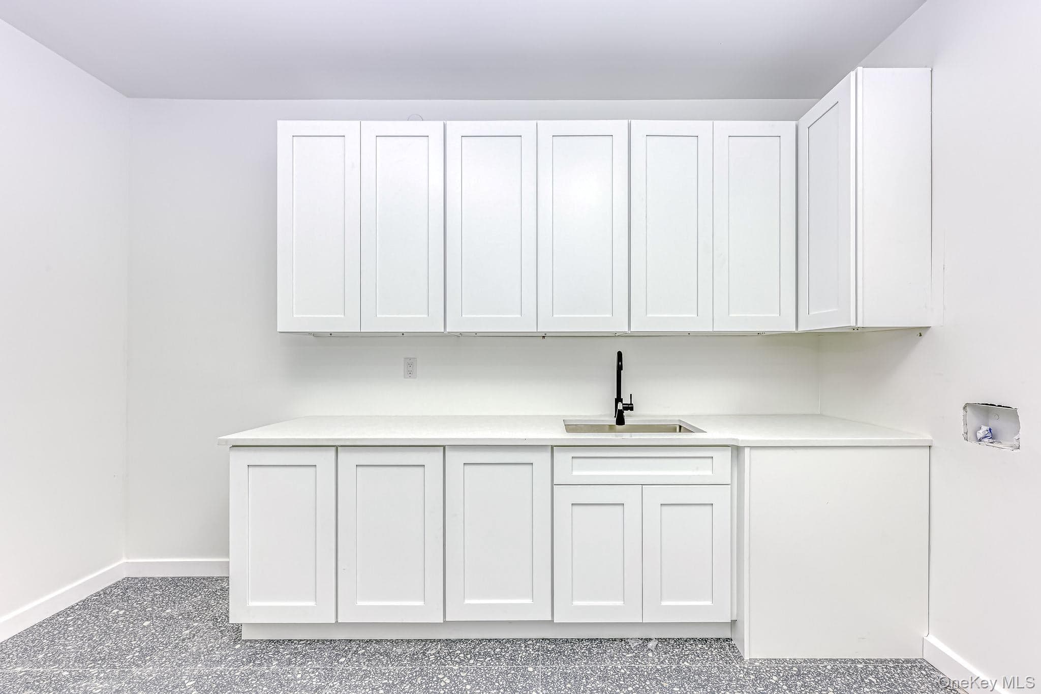 2 Roberts Road Unit: 202 thumbnail 4