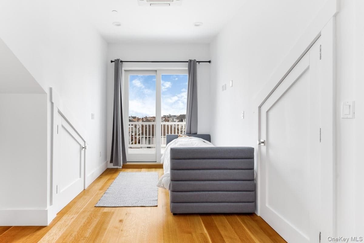 176 Beach 127th Street Unit: 176B thumbnail 16