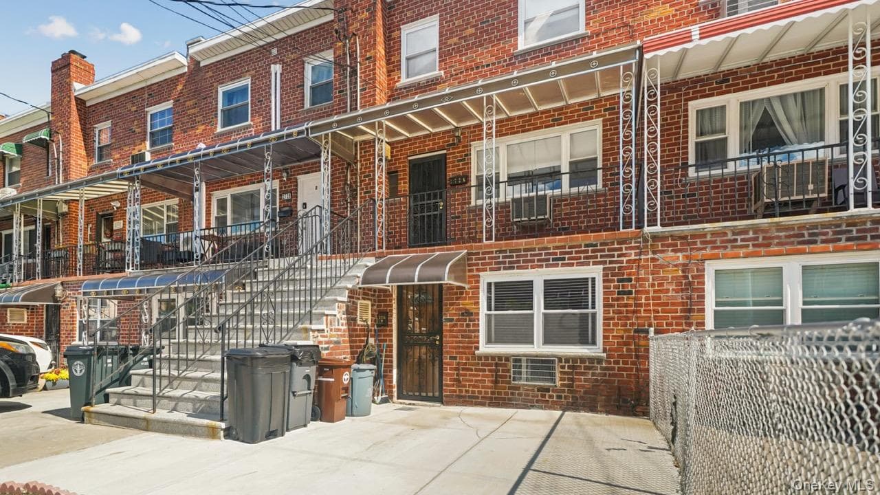 2726 Hone Avenue thumbnail 6