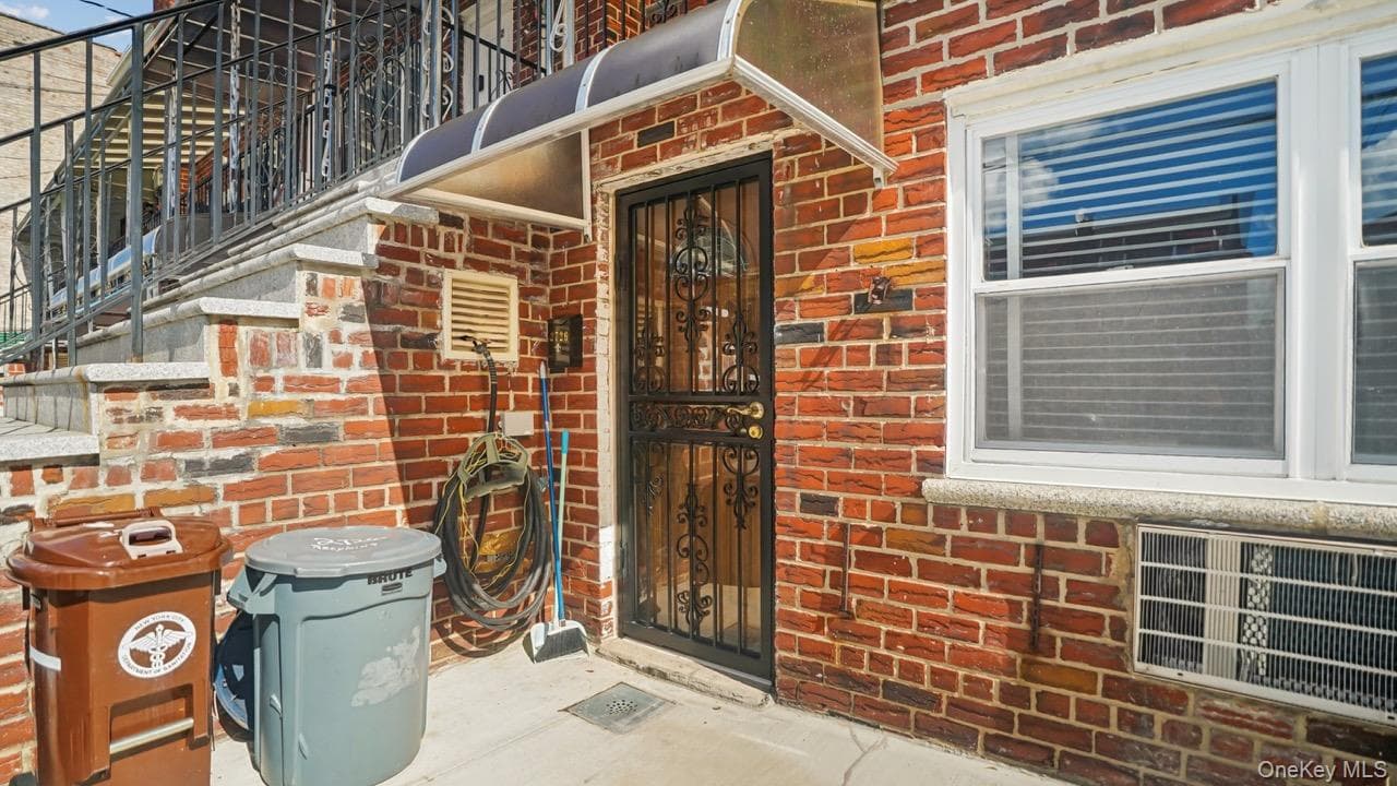 2726 Hone Avenue thumbnail 7