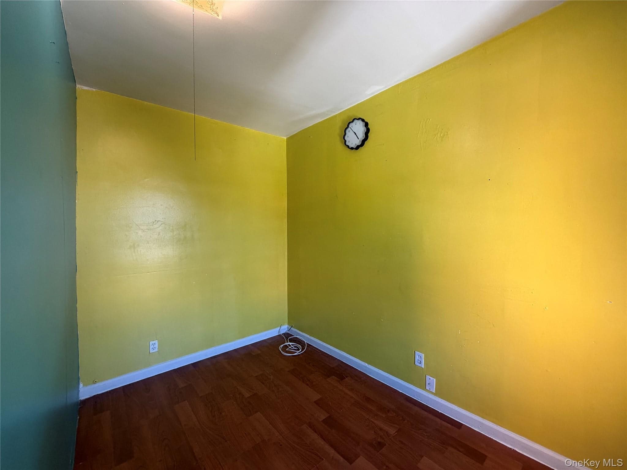 108-13 37th Avenue thumbnail 17