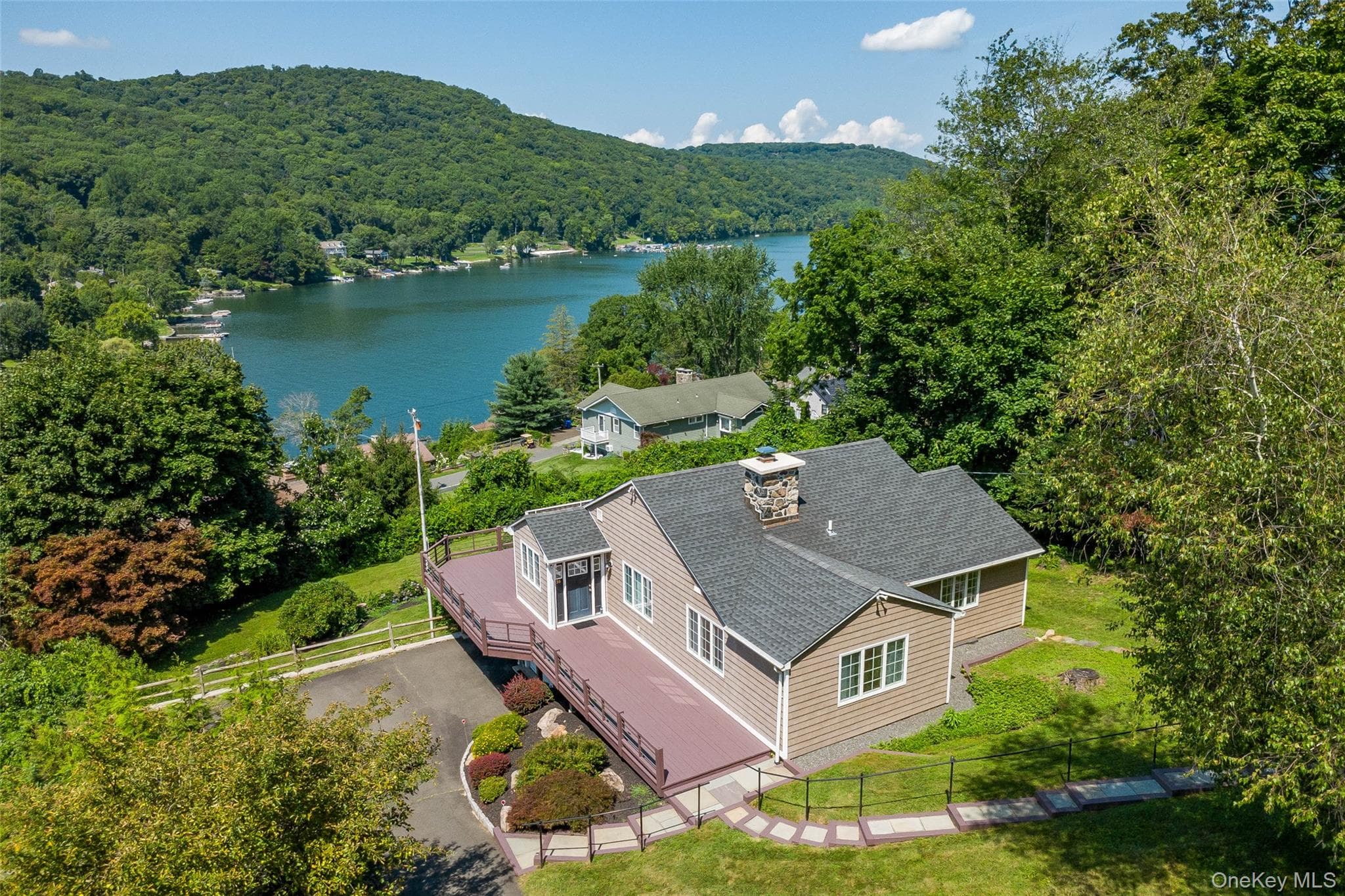 36 Sunset New Fairfield, Ct Trail photo 1