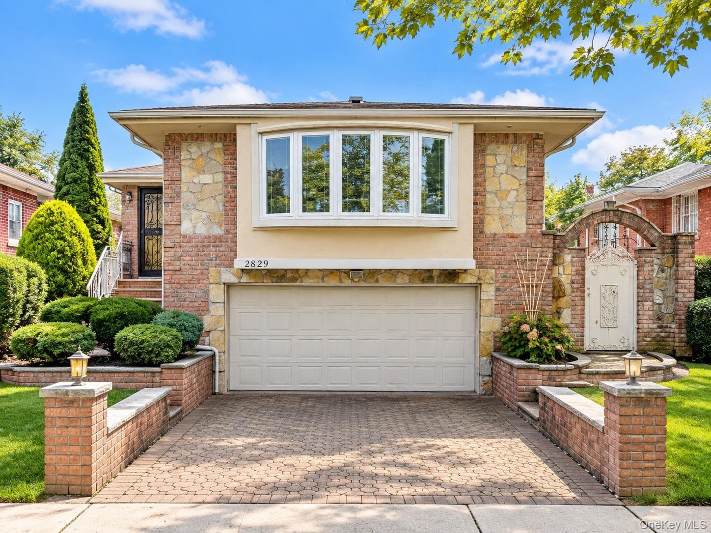 2829 Clearview Expressway, Bayside