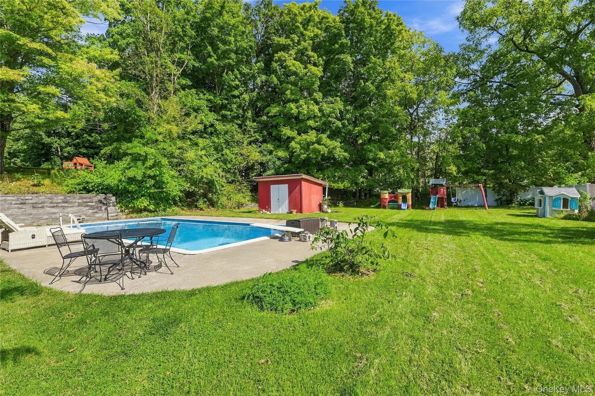 2 Stanton Drive thumbnail 40