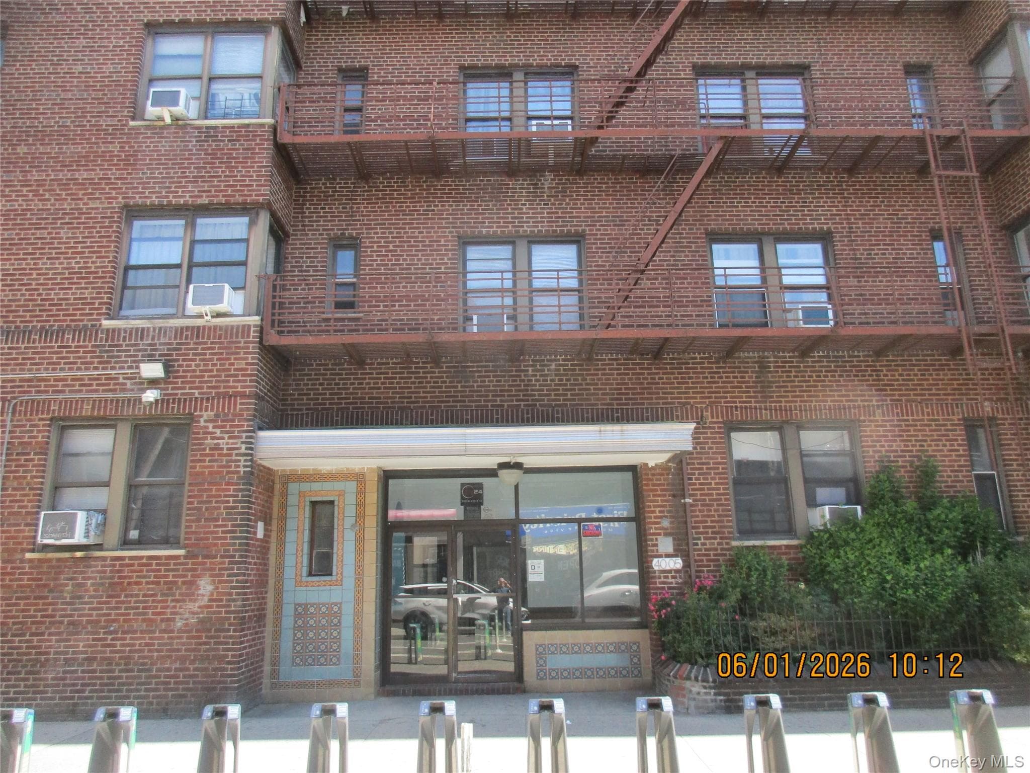 40-05 Ithaca Street Unit: 4M photo 1