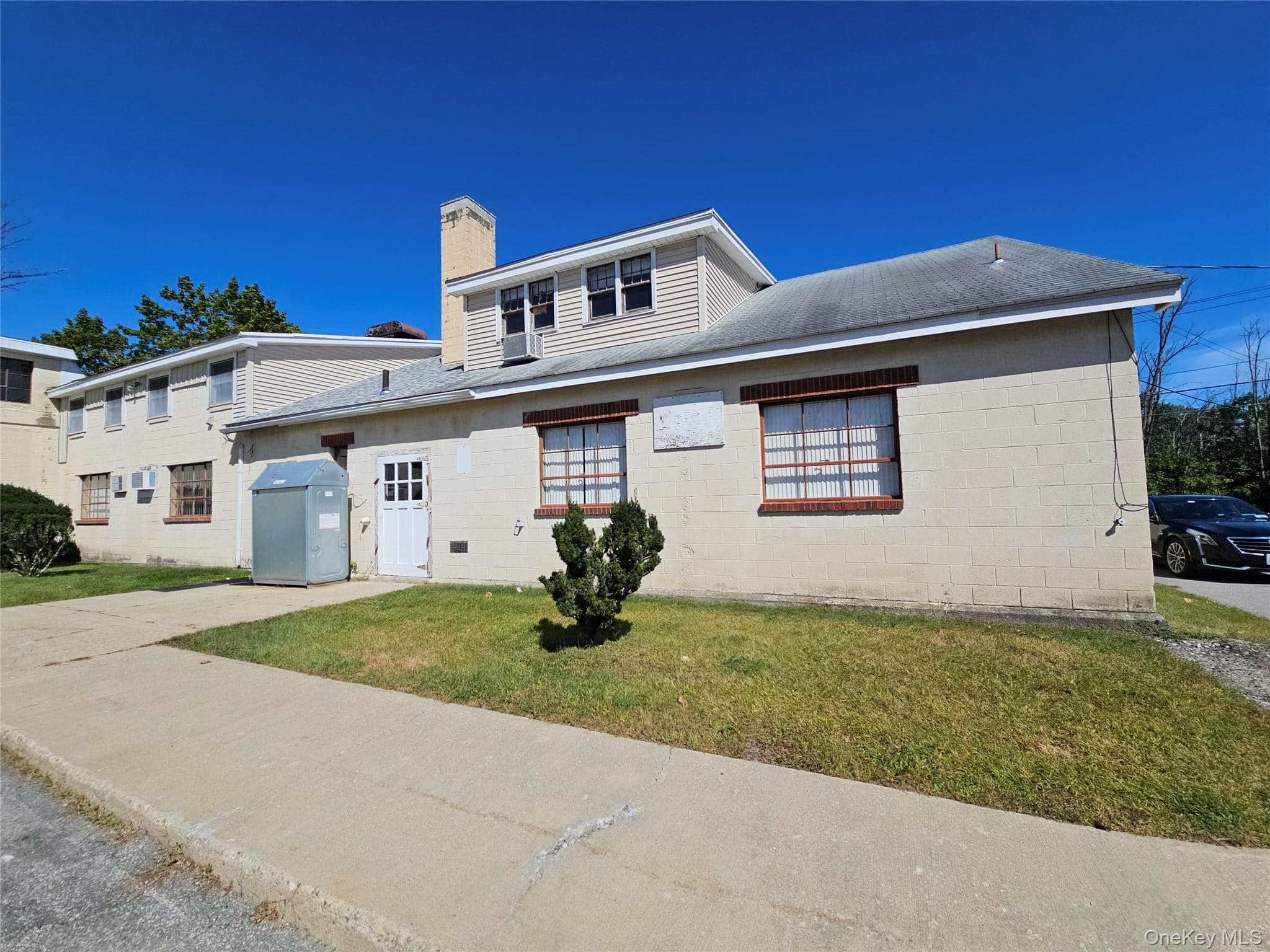56 Forester Avenue thumbnail 17