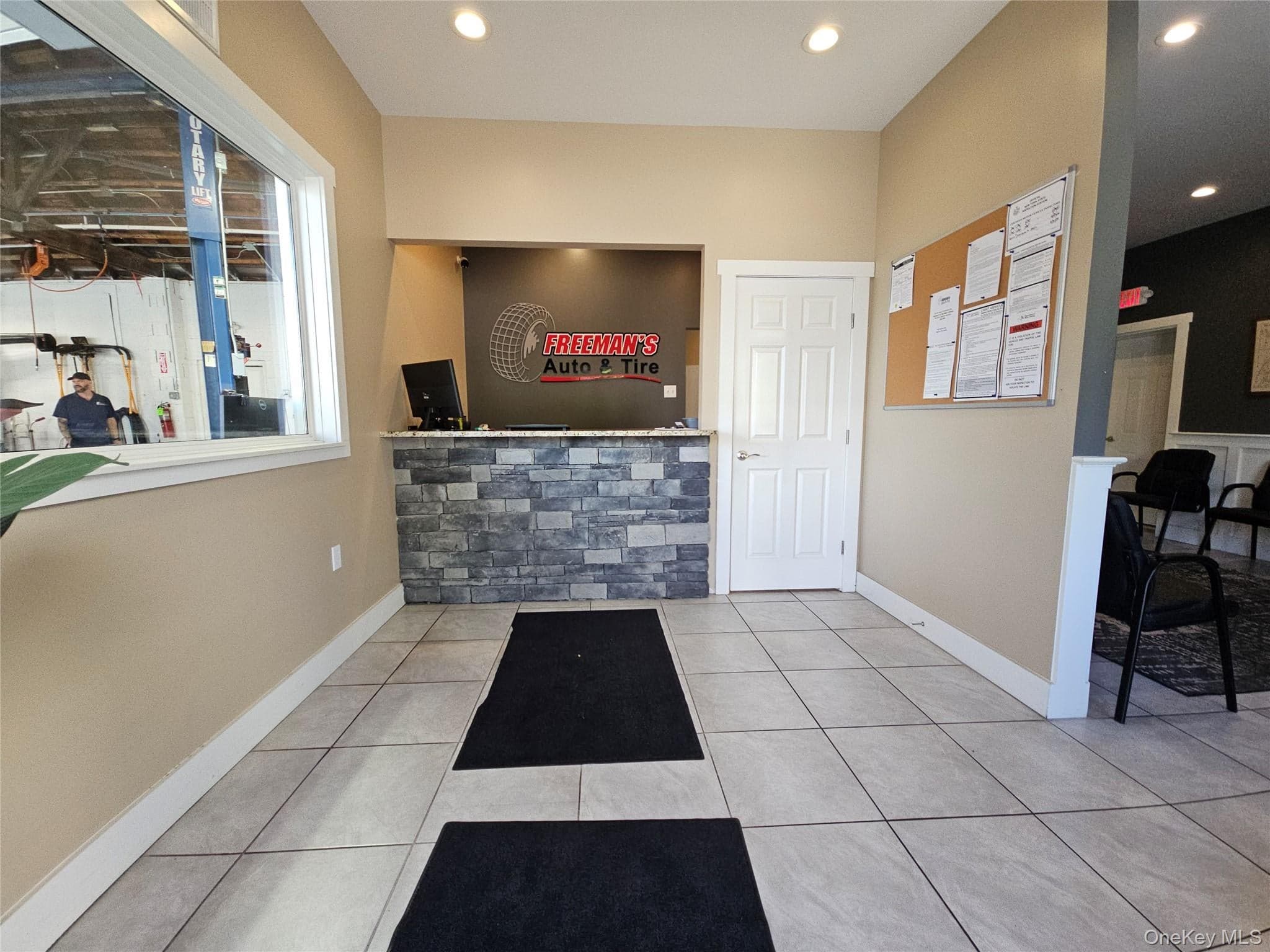 56 Forester Avenue thumbnail 32