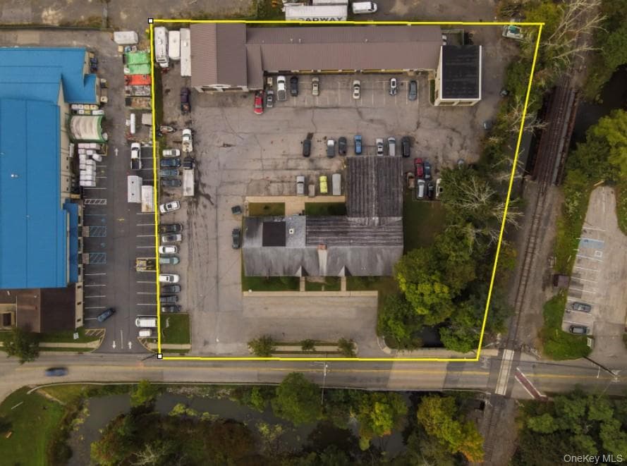 56 Forester Avenue thumbnail 25