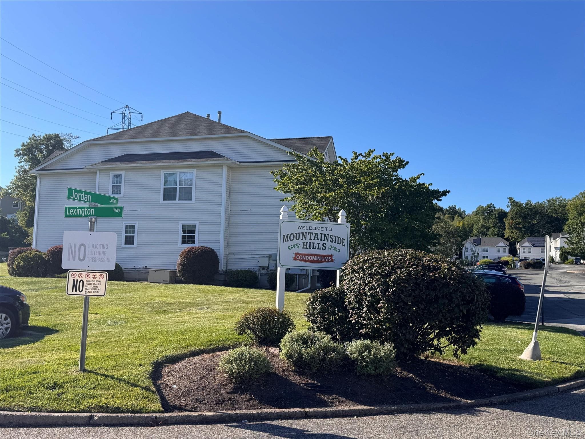35 Lexington Way thumbnail 12
