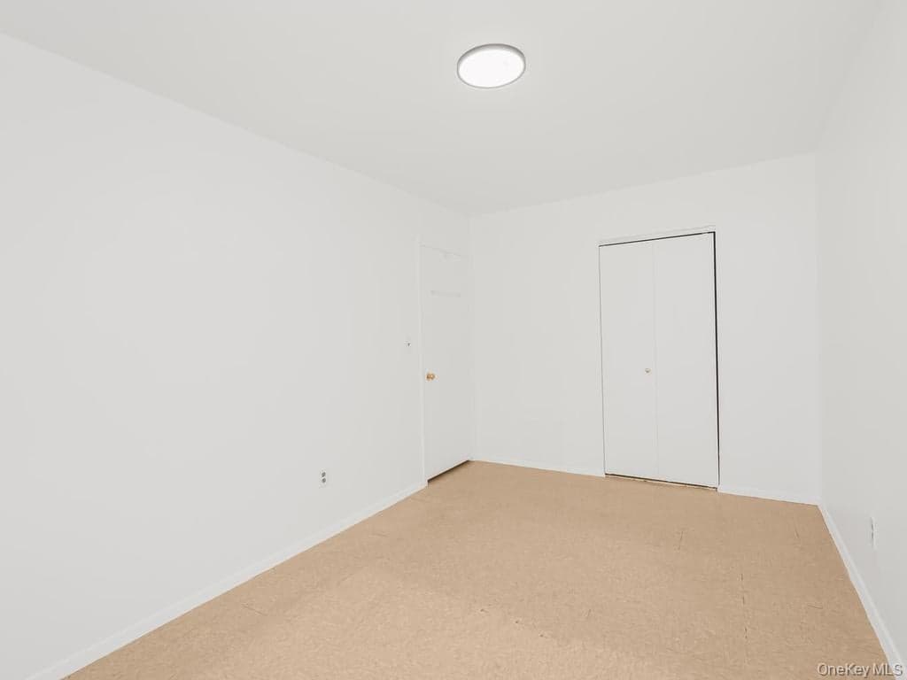 1060 Fox Street thumbnail 11