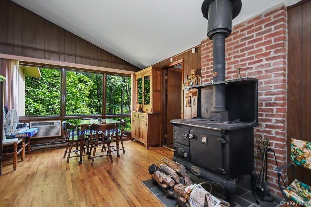 198 Pine Grove Road thumbnail 12