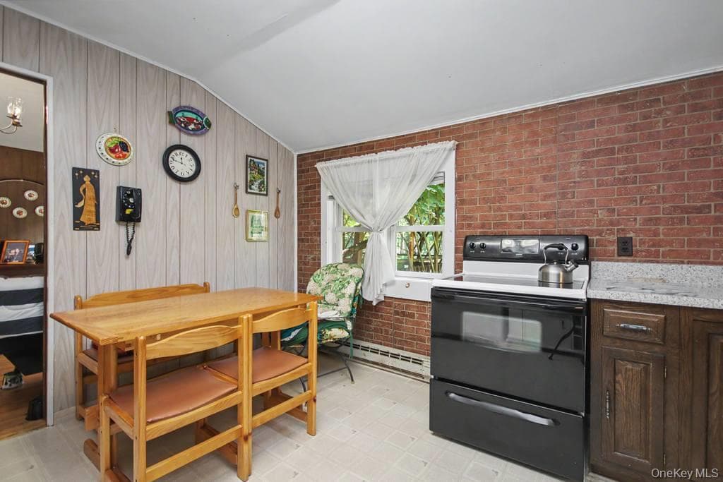 198 Pine Grove Road thumbnail 18