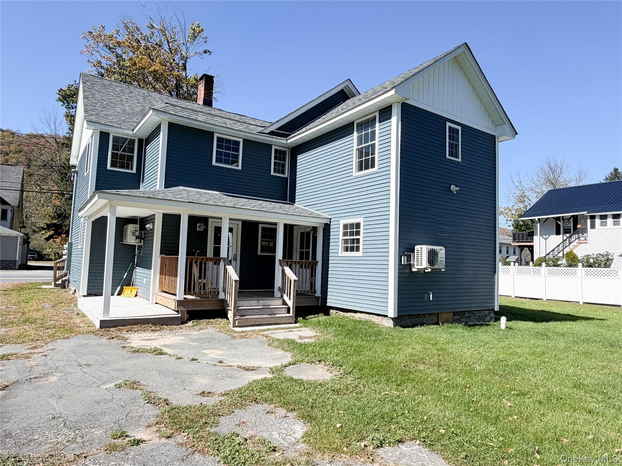 162 Rockland Road thumbnail 2