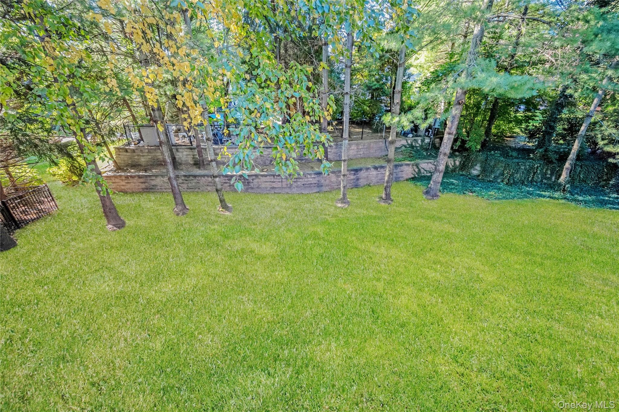 61 Charney Court thumbnail 40