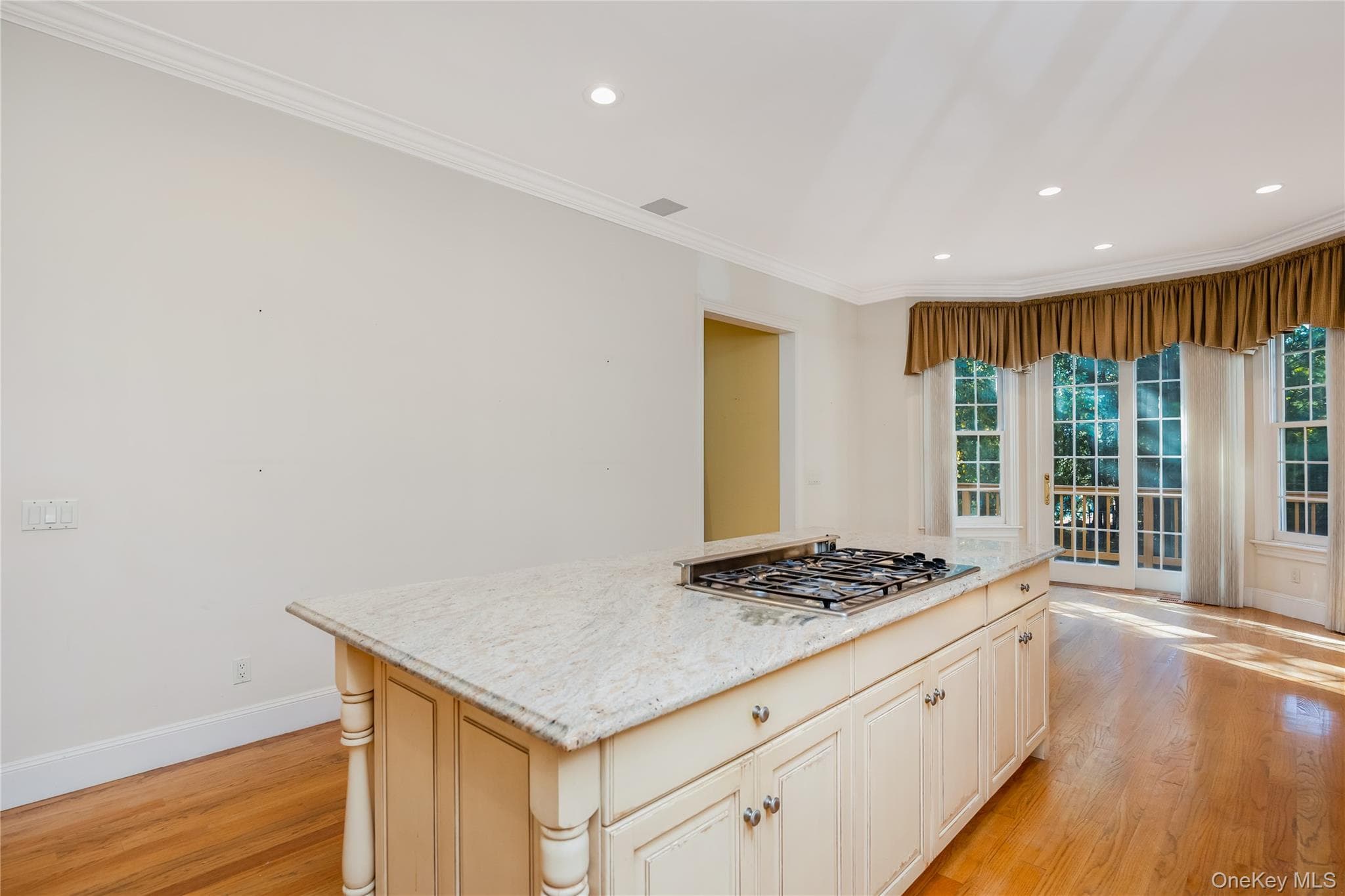 61 Charney Court thumbnail 13