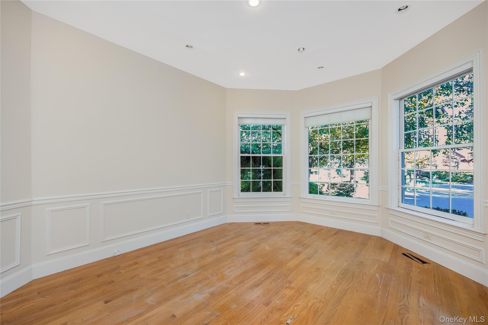 61 Charney Court thumbnail 6