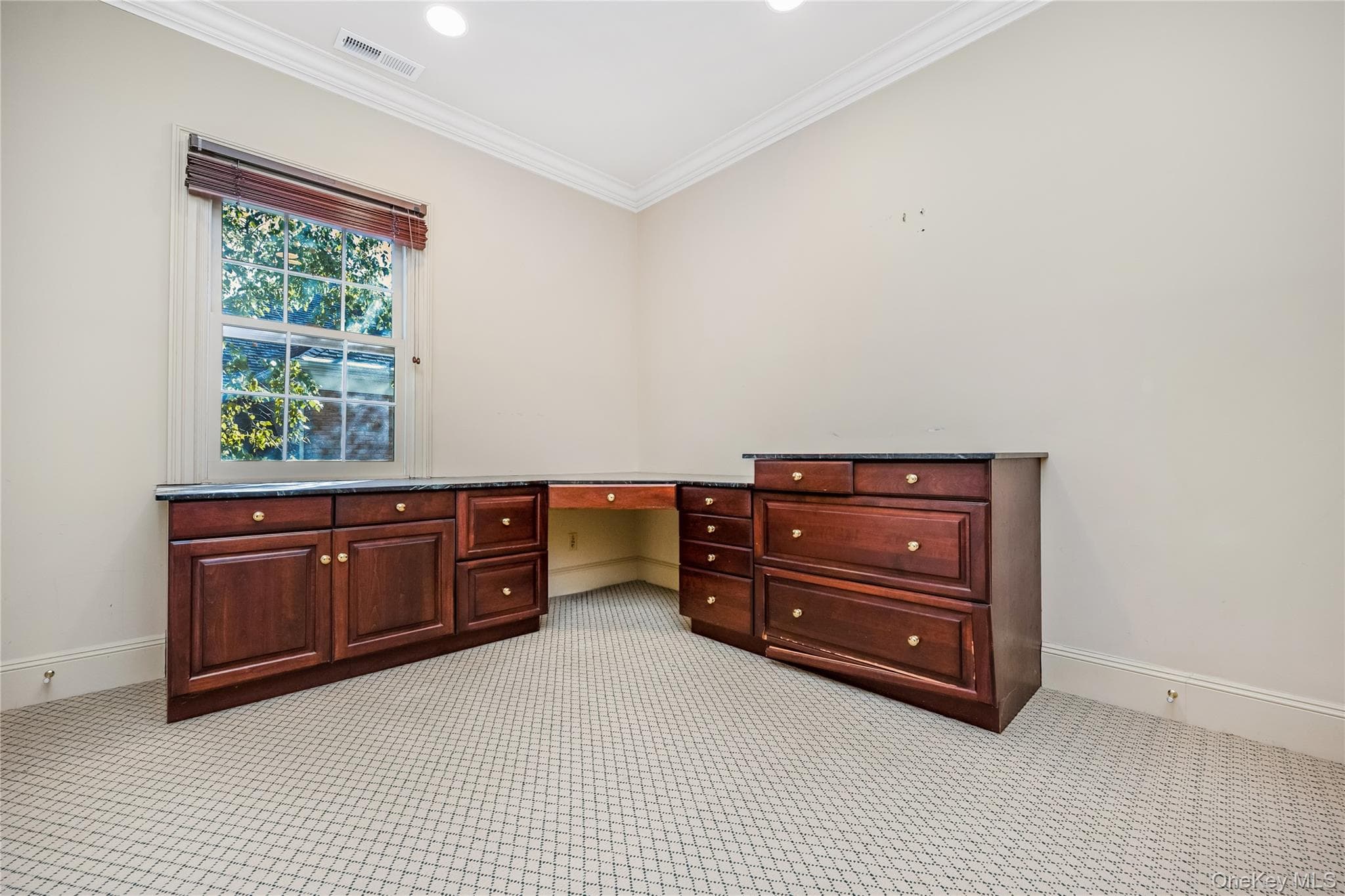 61 Charney Court thumbnail 29