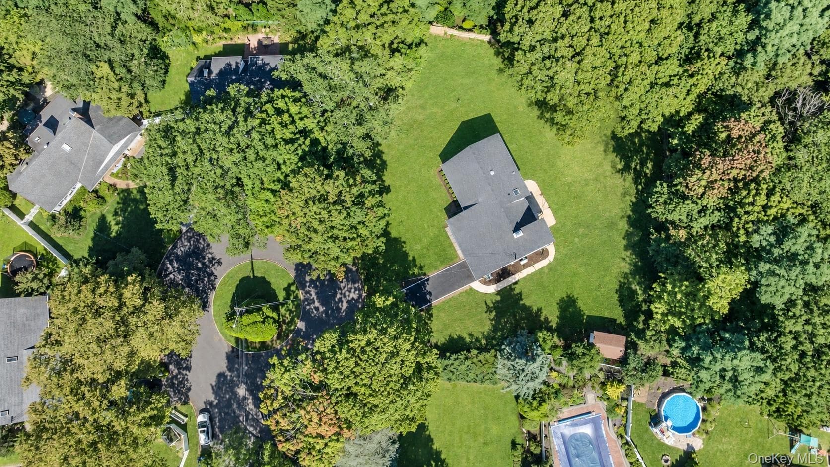 7 Berkshire Court thumbnail 41