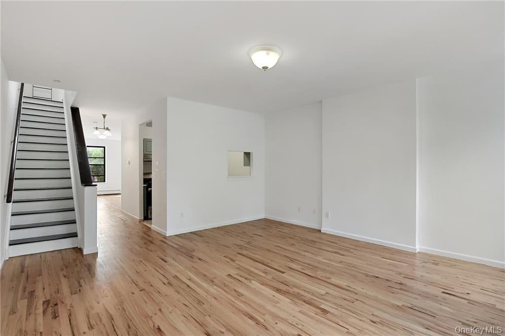 352 E 116th Street thumbnail 16