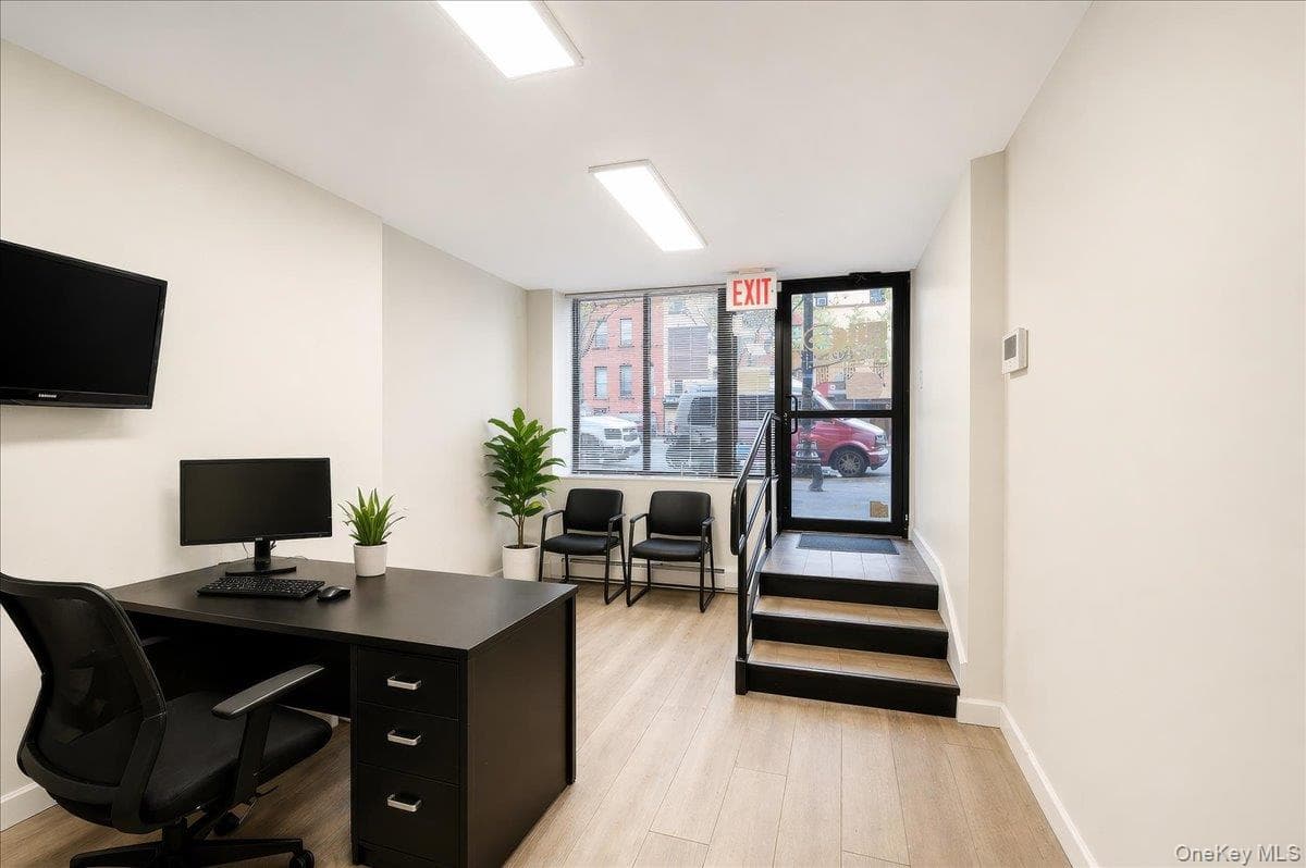 352 E 116th Street thumbnail 5