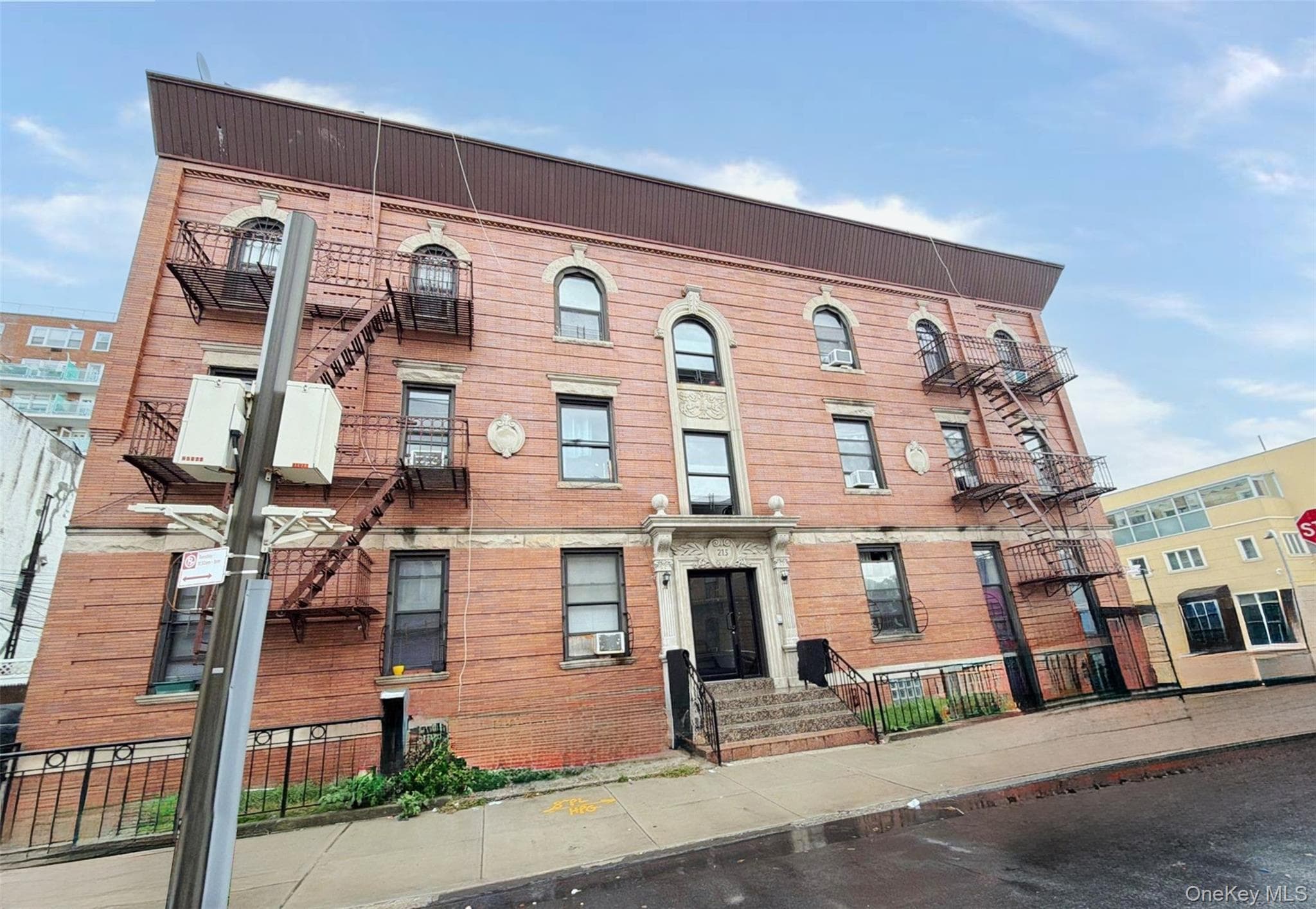 215 Bay 23rd Street Unit: 2A thumbnail 2